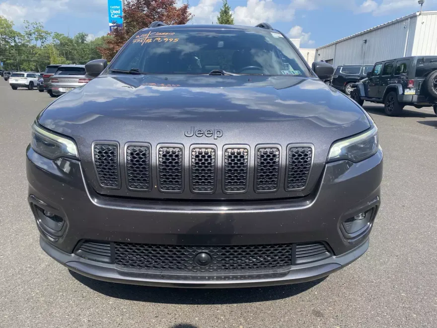 2021 Jeep Cherokee Latitude Lux photo 1