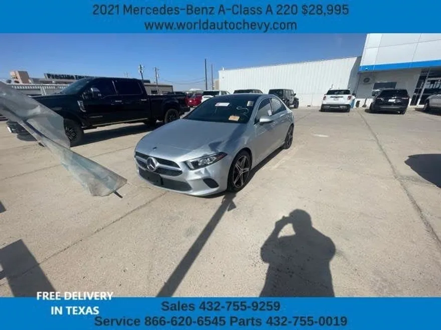 2021 Mercedes Benz A 220 photo 1
