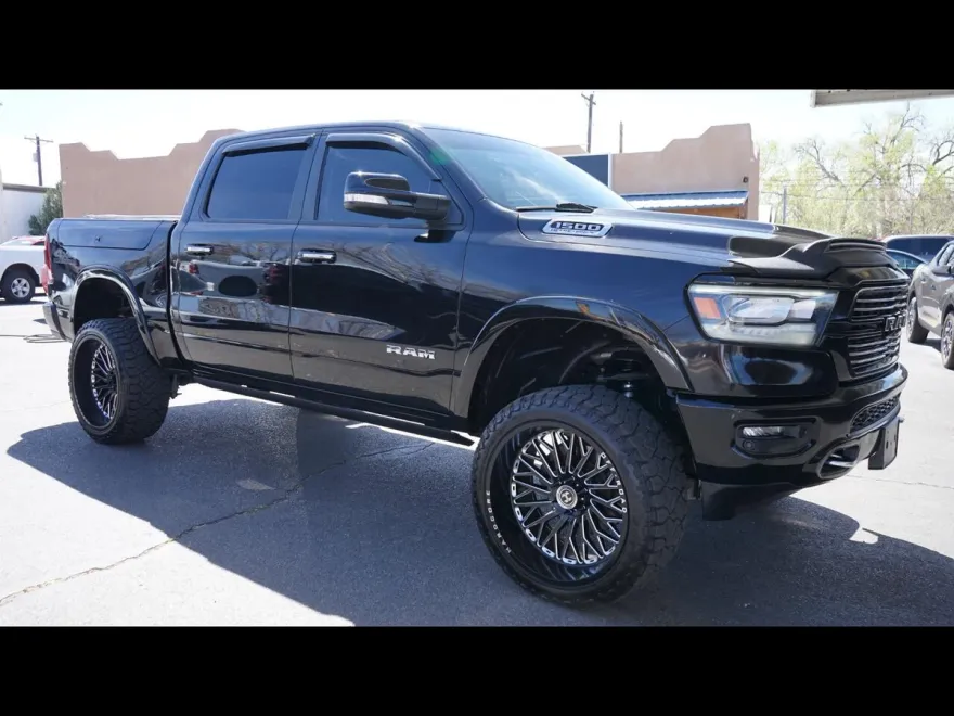 2021 Ram 1500 Laramie photo 1