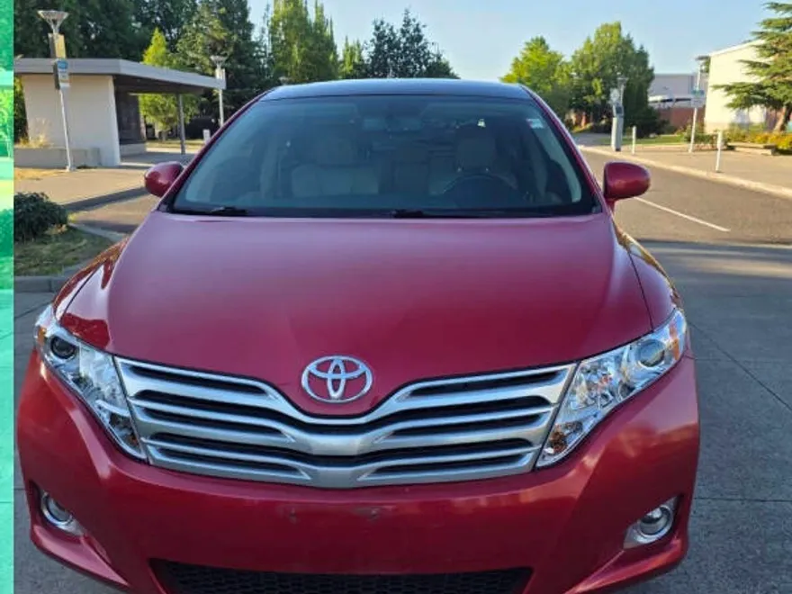 2009 Toyota Venza photo 1