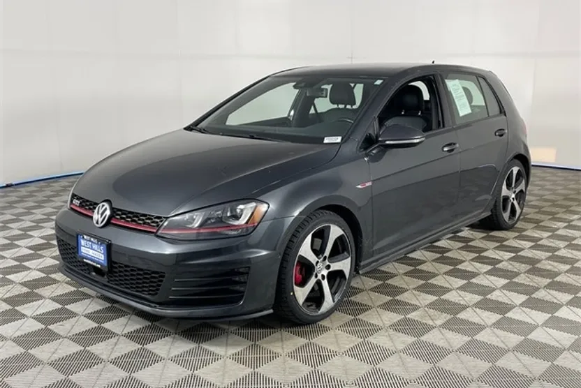 2016 Volkswagen Golf GTI photo 1