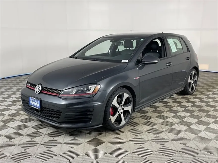 2016 Volkswagen Golf GTI photo 1
