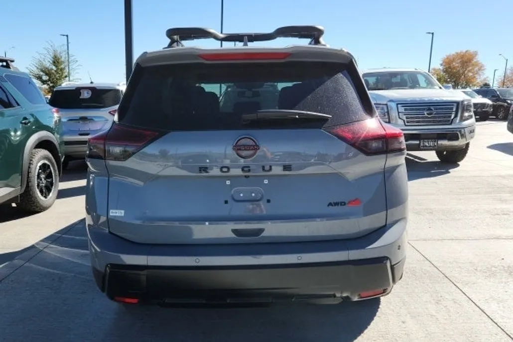 2025 Nissan Rogue SV photo 1