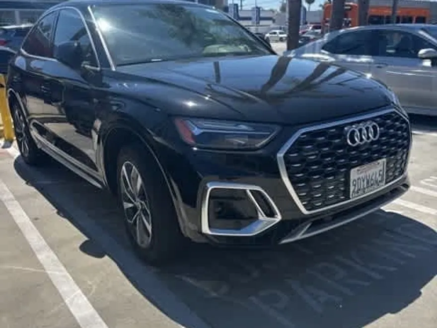2023 Audi Q5 Sportback S line Premium photo 1