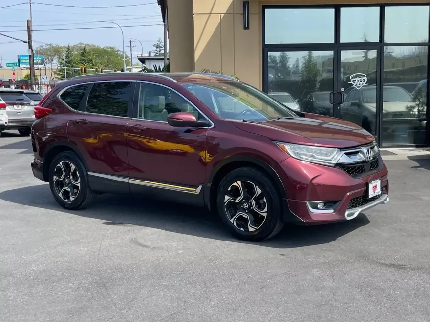 2017 Honda CR-V Touring photo 1