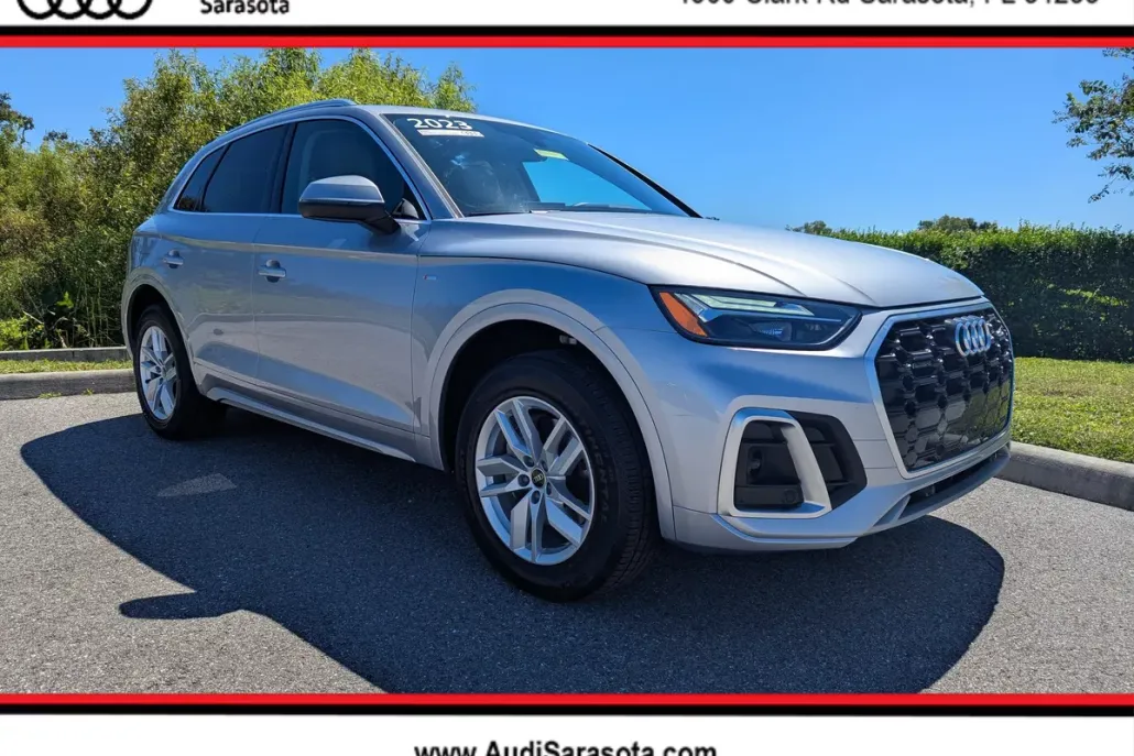 2023 Audi Q5 S line Premium photo 1