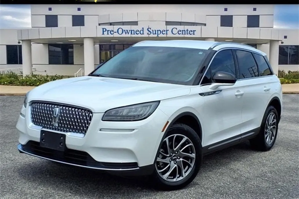 2022 Lincoln Corsair Standard photo 1