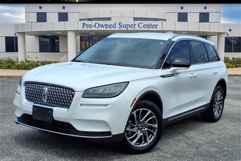 2022 Lincoln Corsair Standard photo 1