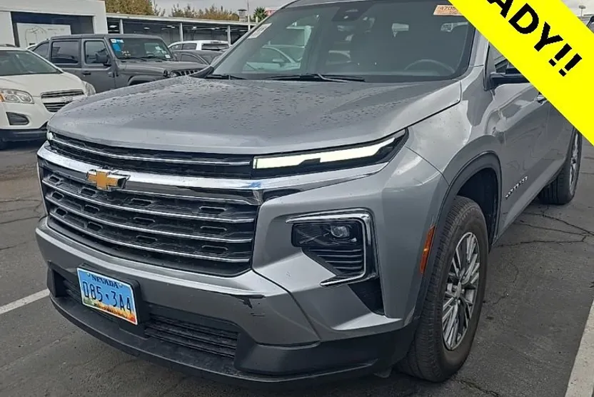2024 Chevrolet Traverse 1LT photo 1