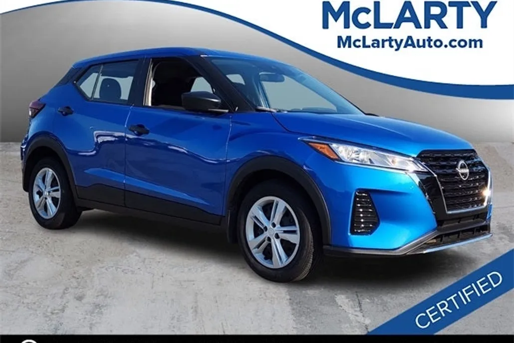 2025 Nissan Kicks Play S photo 1