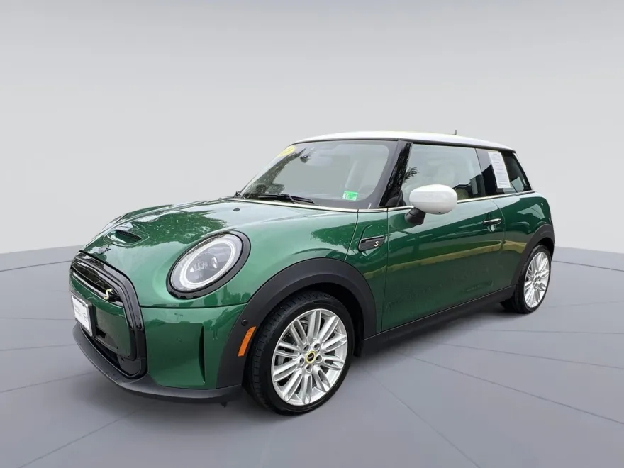 2024 Mini Cooper 2 Door Hardtop photo 1