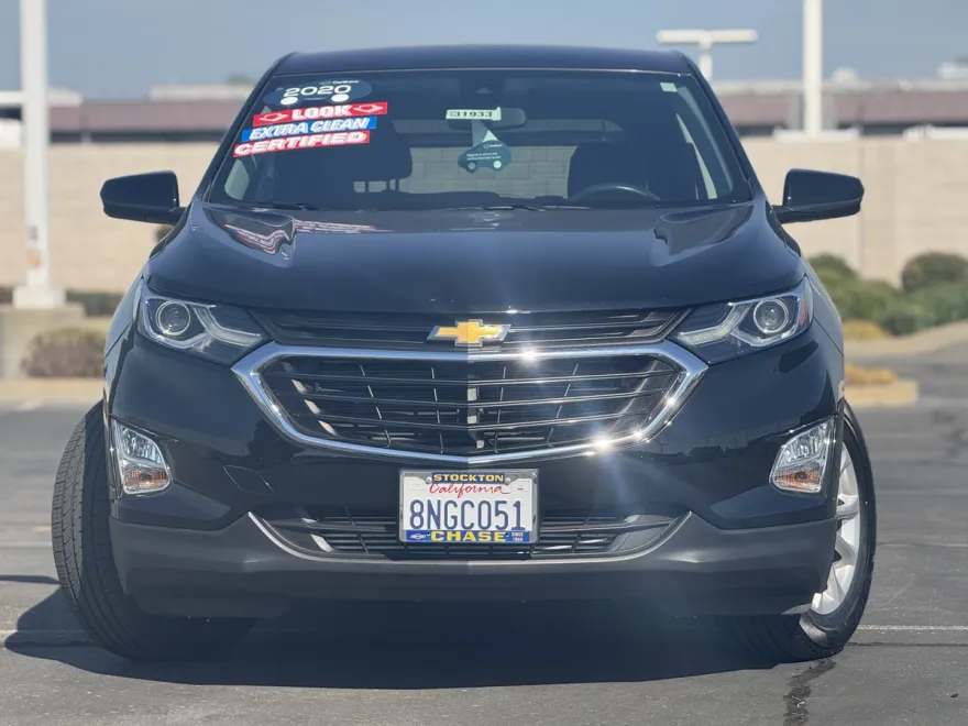 2020 Chevrolet Equinox LT photo 1
