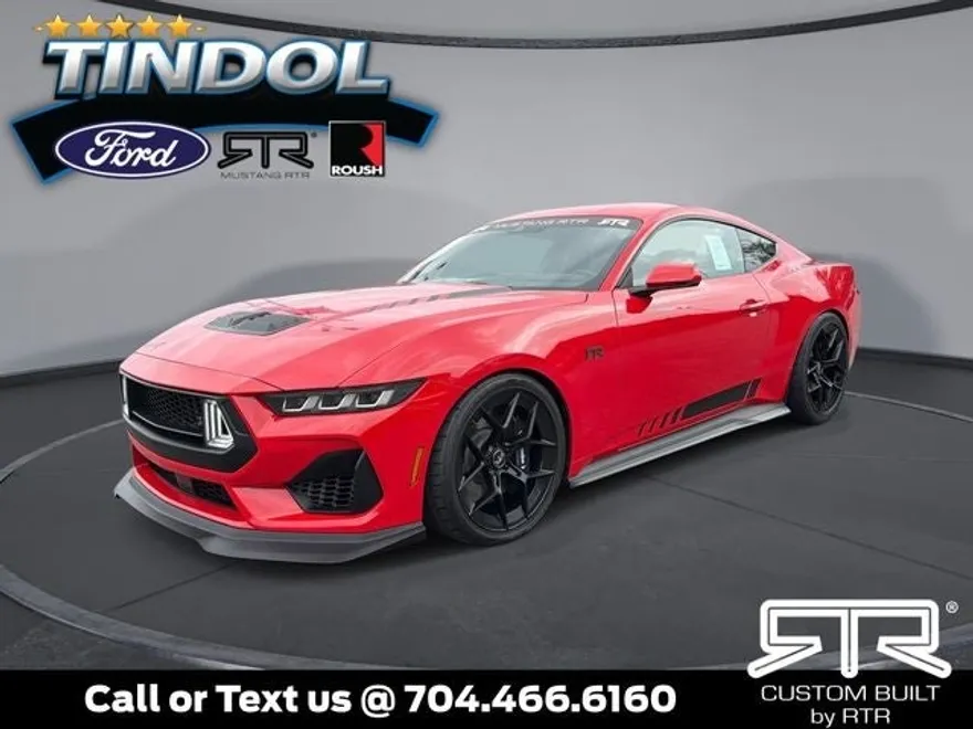 2025 Ford Mustang GT photo 1