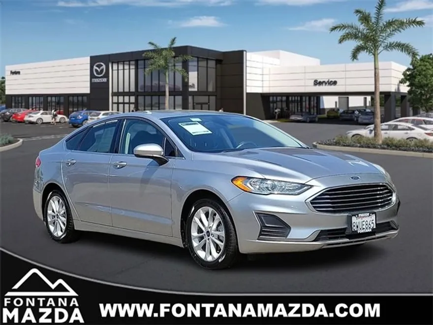2020 Ford Fusion Hybrid SE photo 1