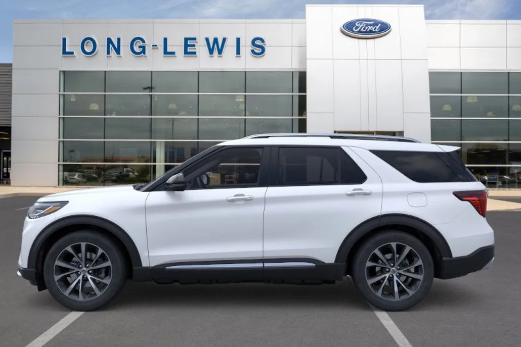 2025 Ford Explorer Platinum photo 1