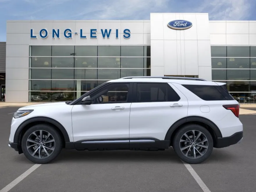2025 Ford Explorer Platinum photo 1