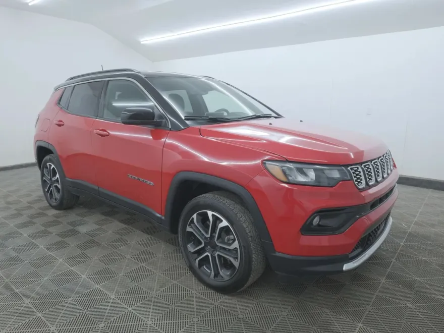 2023 Jeep Compass Limited Sport photo 1