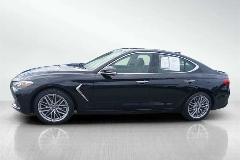 2021 Genesis G70 2.0T photo 1