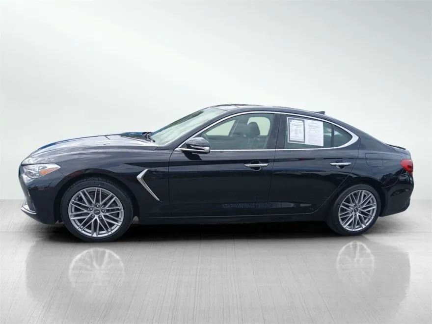 2021 Genesis G70 2.0T photo 1