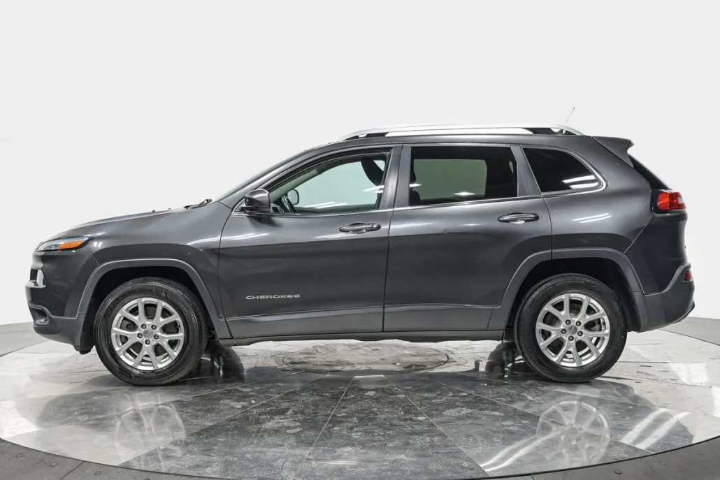 2017 Jeep Cherokee Latitude photo 1