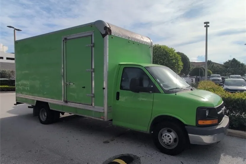 2015 Chevrolet Express 3500 Work Van photo 1
