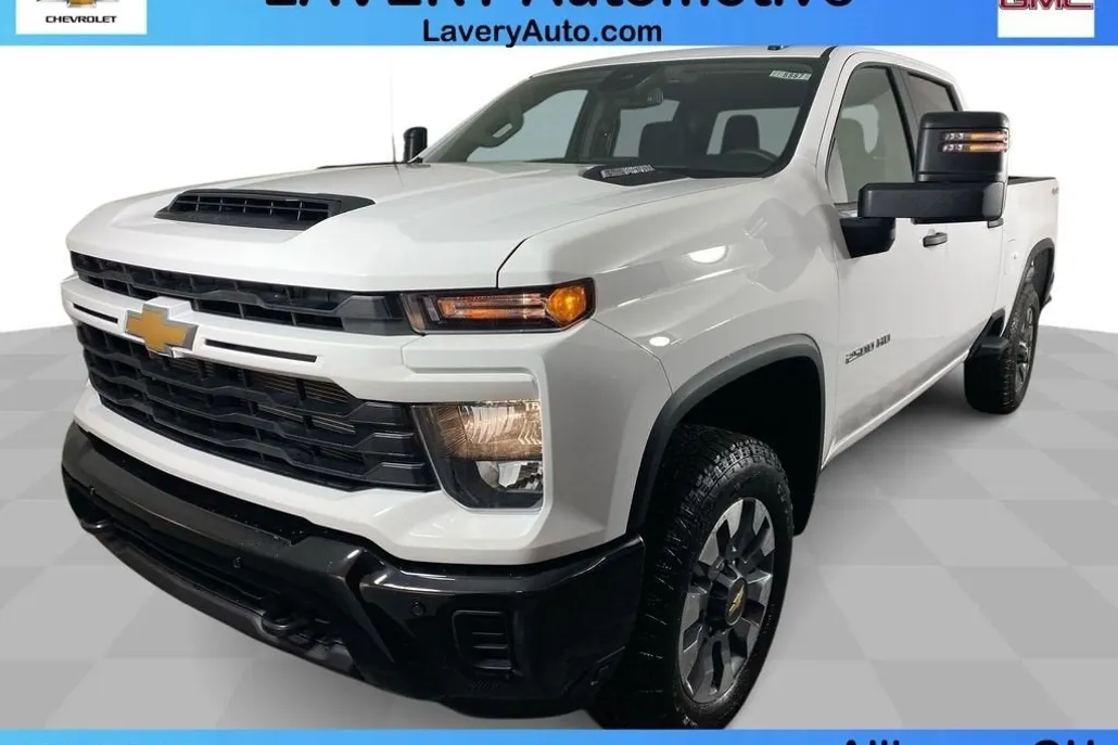 2025 Chevrolet Silverado 2500HD Custom photo 1