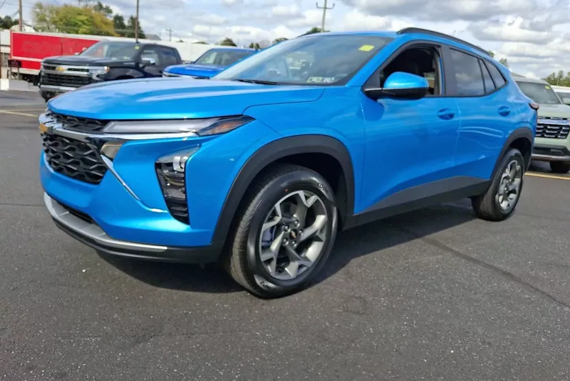 2026 Chevrolet Trax LT photo 1
