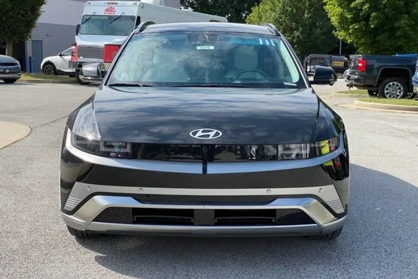 2025 Hyundai Ioniq 5 Limited photo 1