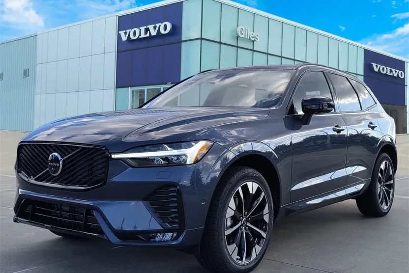 2026 Volvo XC60 B5 Plus photo 1