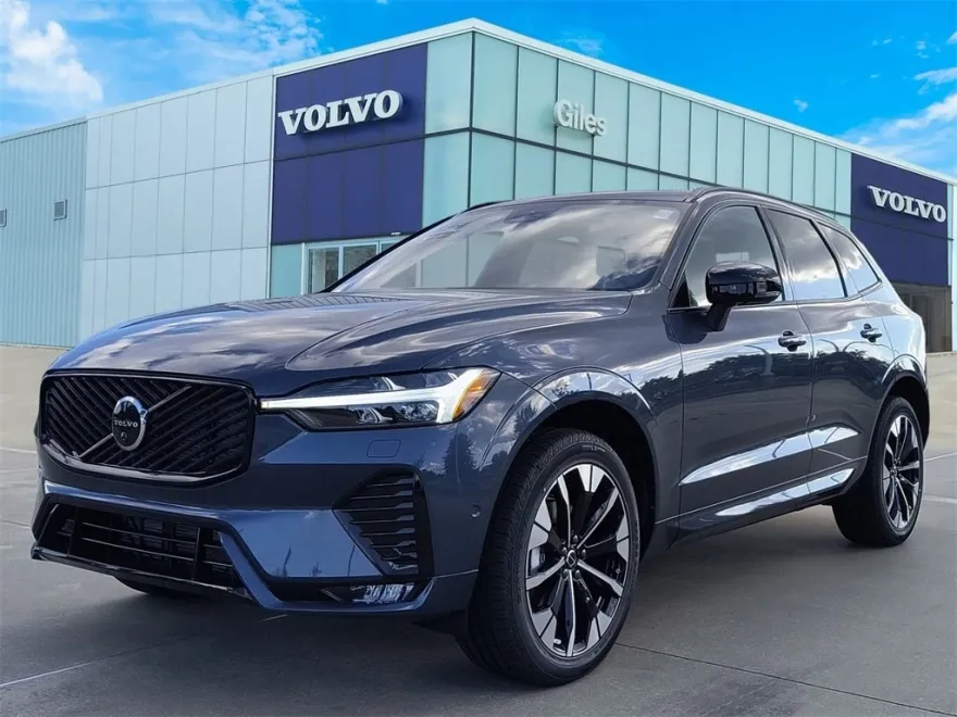 2026 Volvo XC60 B5 Plus photo 1
