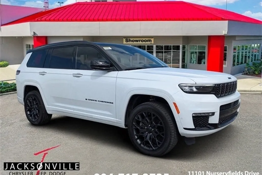 2025 Jeep Grand Cherokee L Summit photo 1