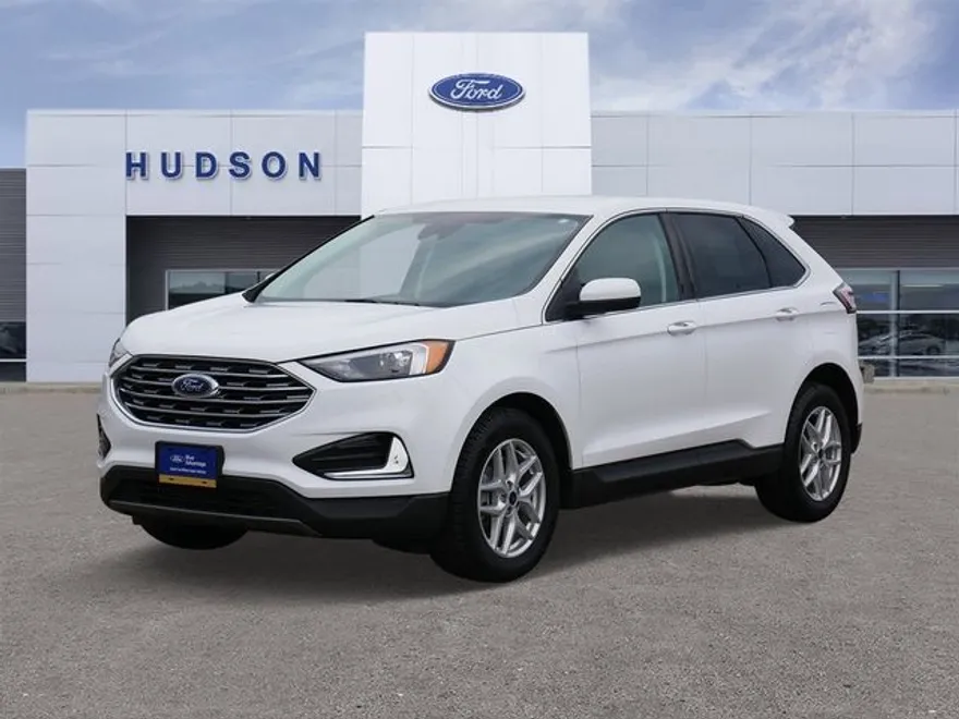 2022 Ford Edge SEL photo 1