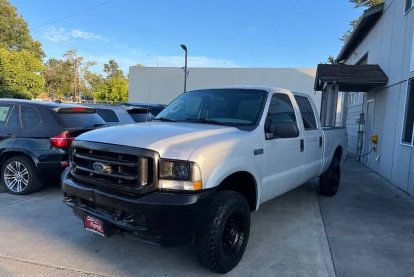 2004 Ford F-250 photo 1