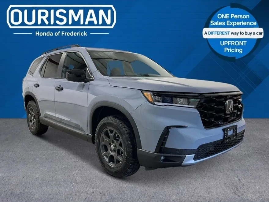 2025 Honda Pilot TrailSport photo 1