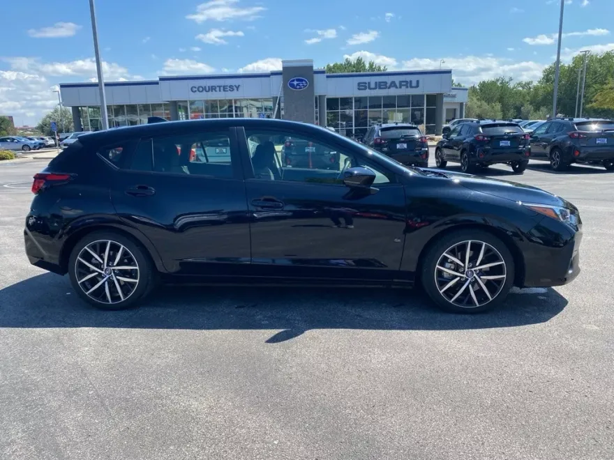 2024 Subaru Impreza Sport photo 1