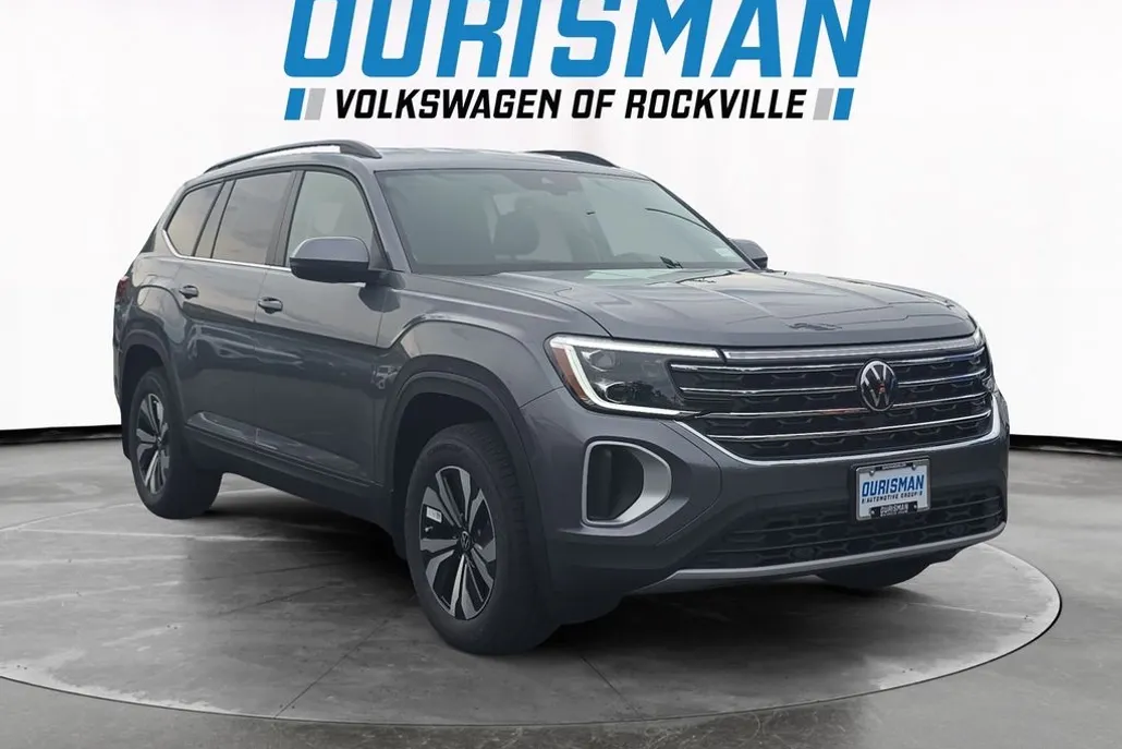 2025 Volkswagen Atlas SE photo 1