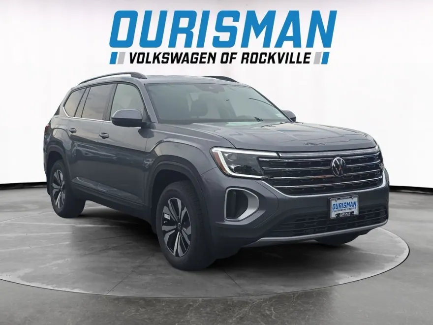 2025 Volkswagen Atlas SE photo 1