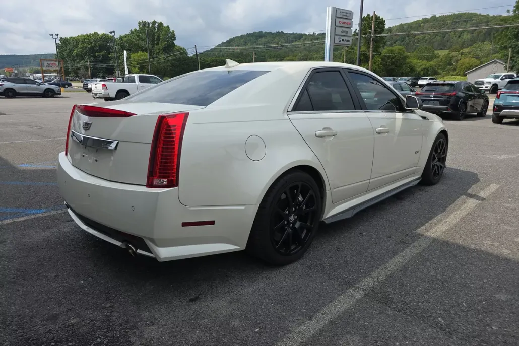 2012 Cadillac CTS V Sedan Base photo 1