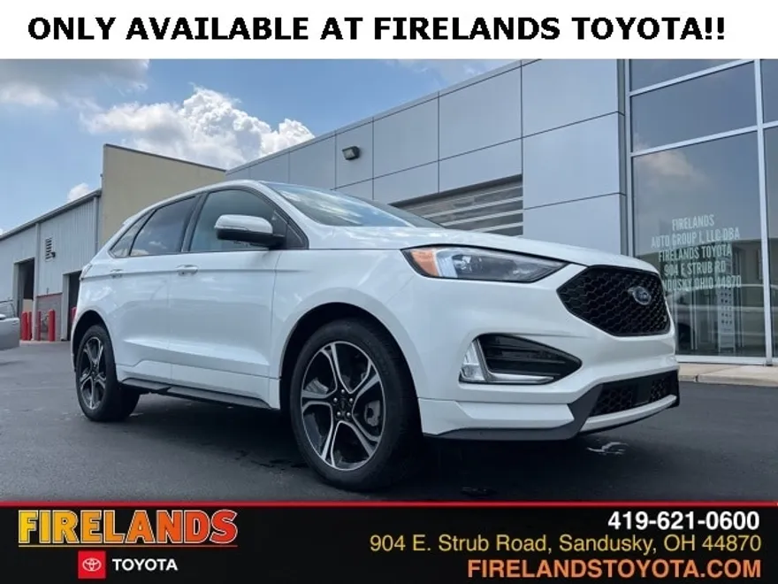 2022 Ford Edge ST photo 1
