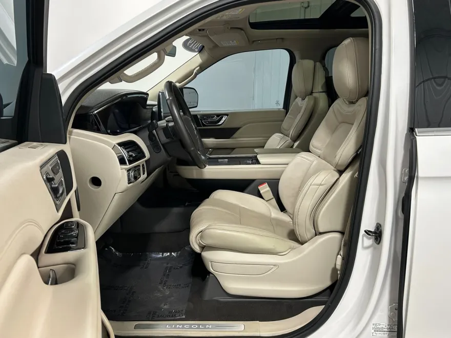 2019 Lincoln Navigator Reserve photo 1