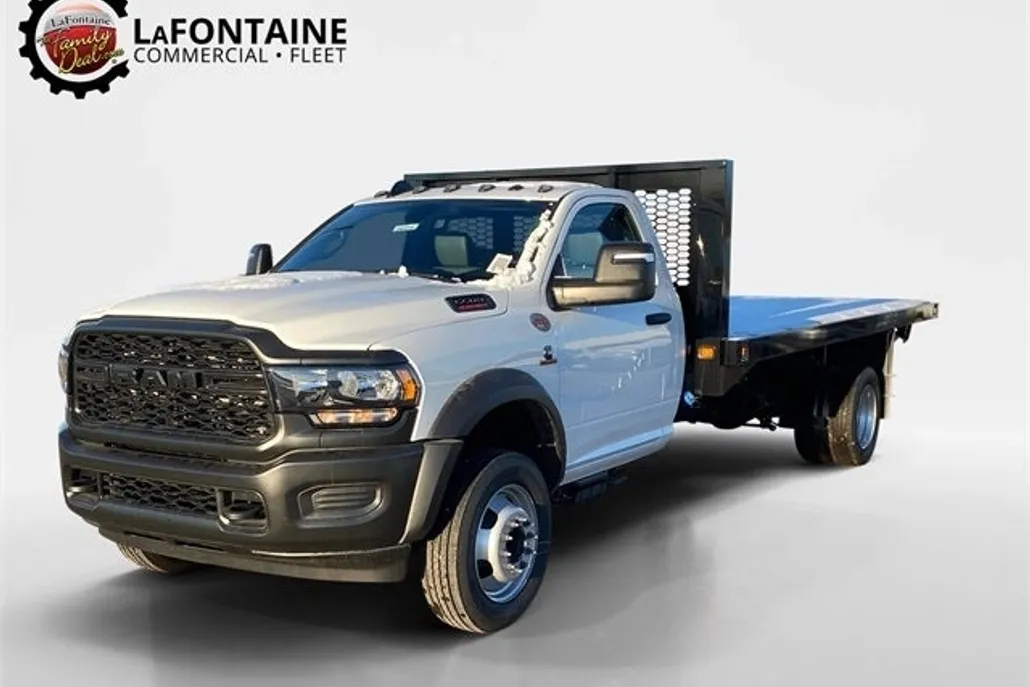 2024 Ram 5500 Tradesman photo 1
