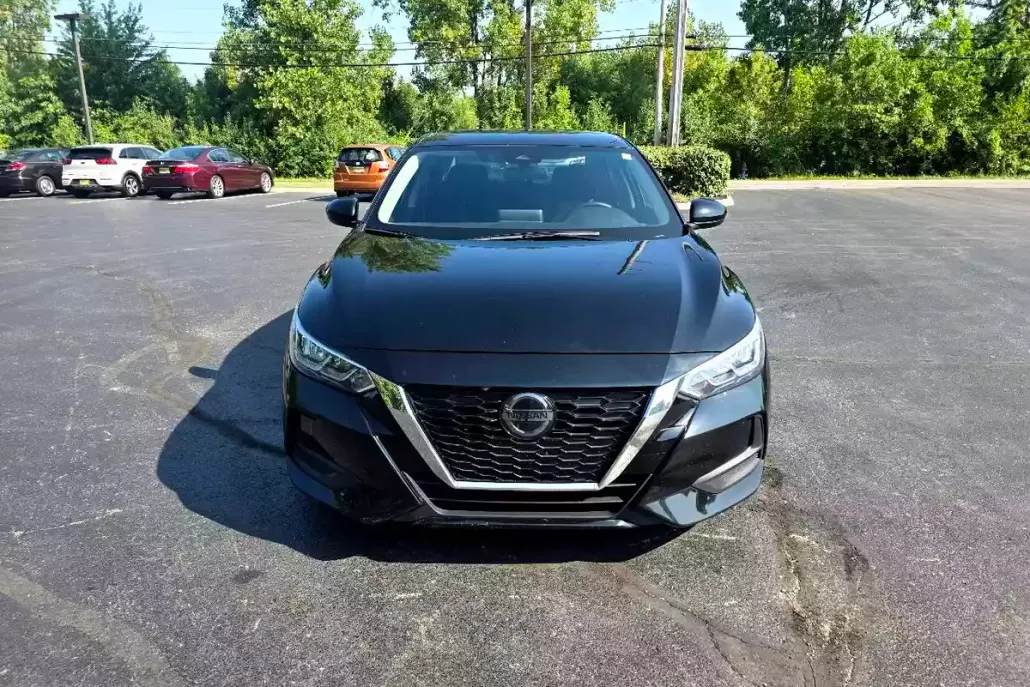 2023 Nissan Sentra SV photo 1
