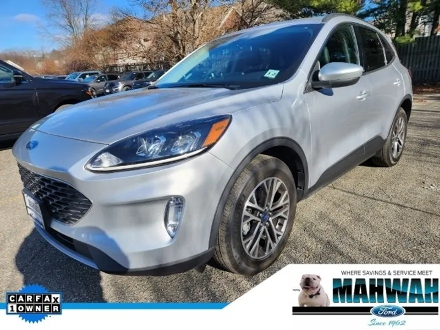 2020 Ford Escape SEL photo 1