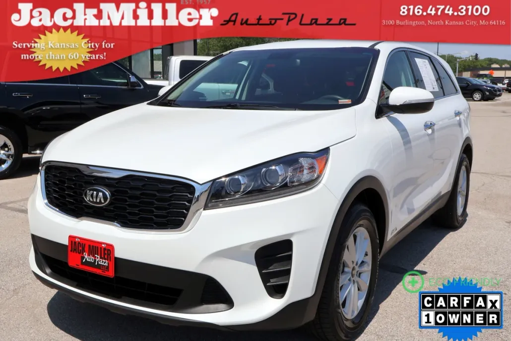 2020 Kia Sorento LX photo 1