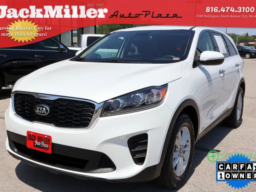 2020 Kia Sorento LX photo 1