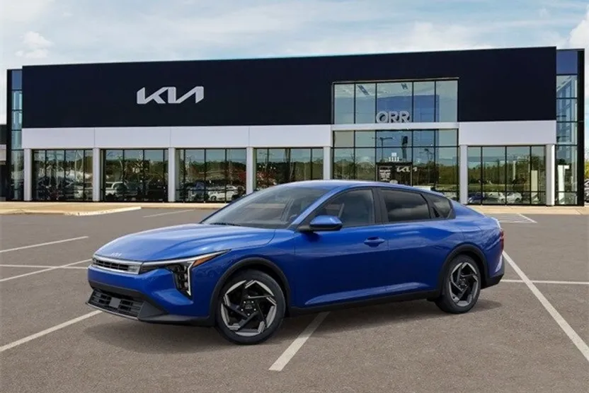 2025 Kia K4 EX photo 1