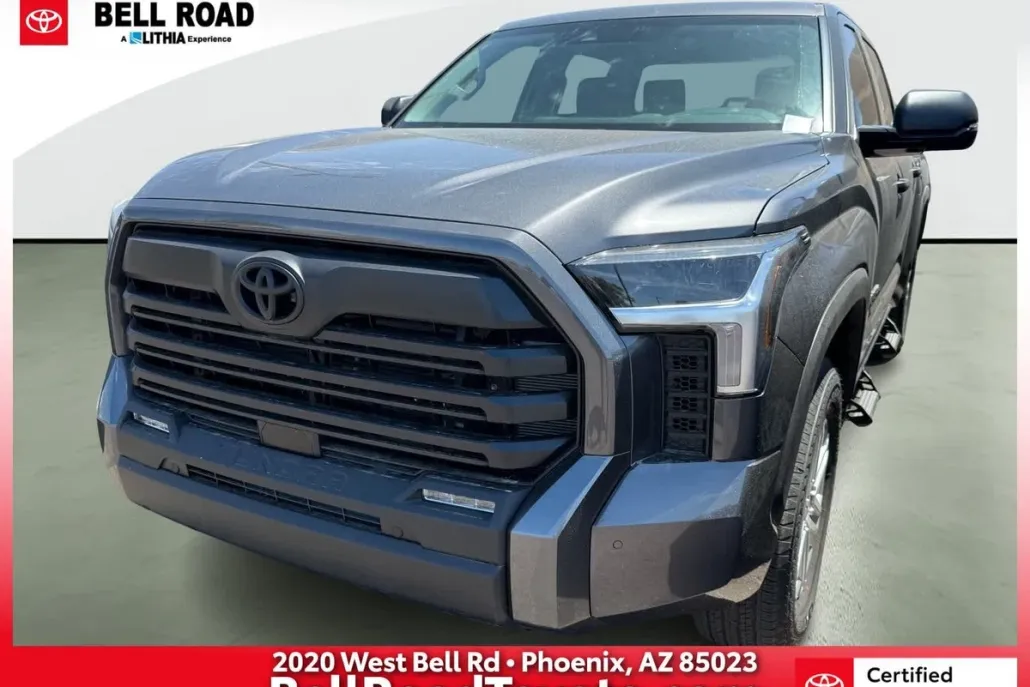2024 Toyota Tundra SR5 photo 1