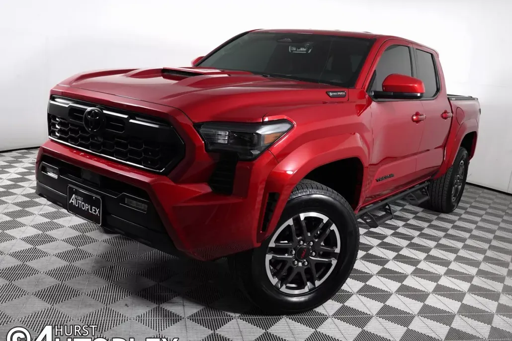 2024 Toyota Tacoma TRD Sport photo 1