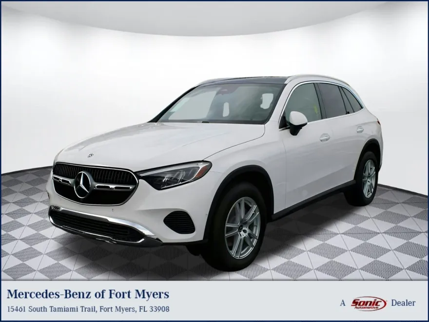 2025 Mercedes Benz GLC 300 photo 1