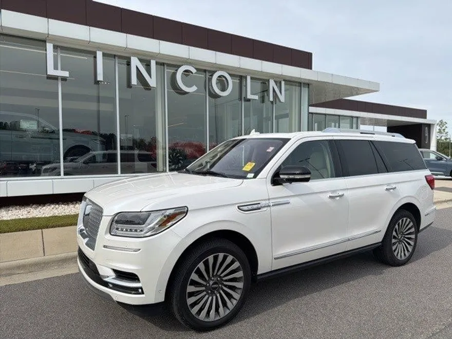 2019 Lincoln Navigator Reserve photo 1